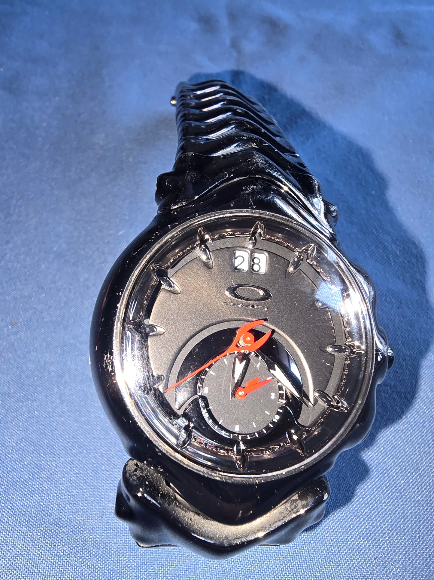VINTAGE BEAUTIFUL CONDITION "OAKLEY JUDGE STEALTH" WRISTWATCH