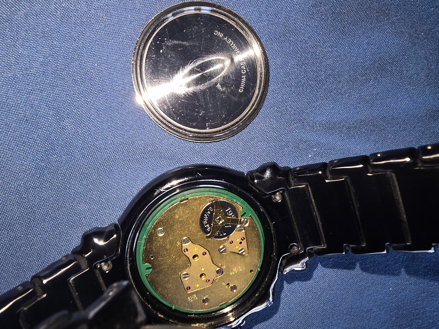 VINTAGE BEAUTIFUL CONDITION "OAKLEY JUDGE STEALTH" WRISTWATCH