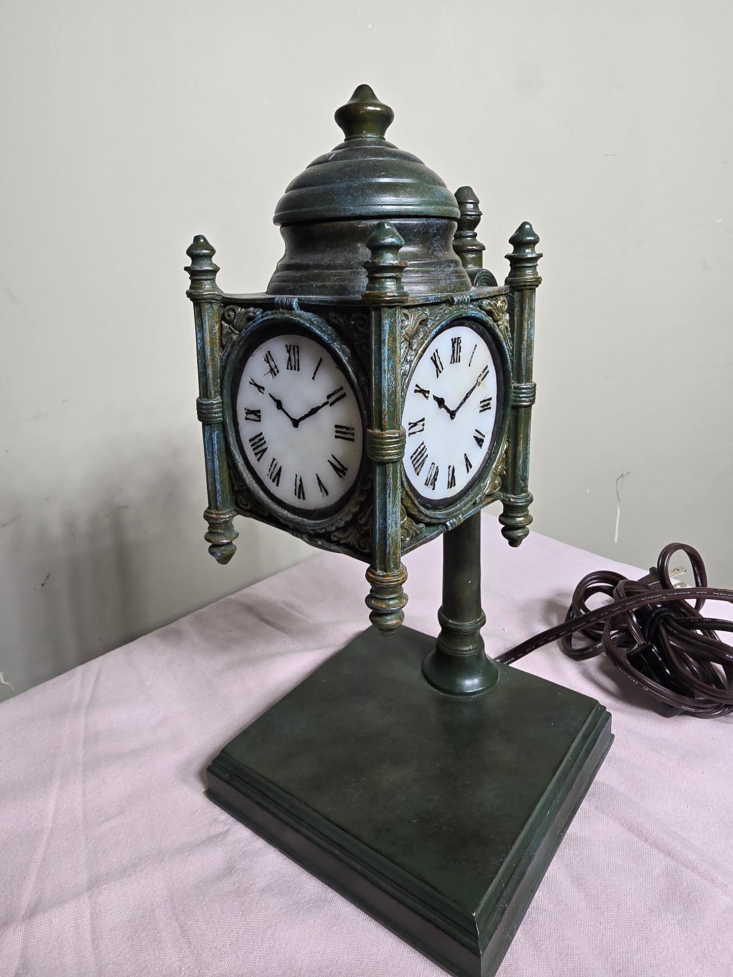 vintage Marshall Field's "State Street Tiffany Clock'