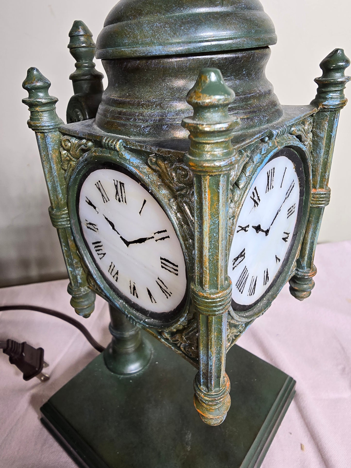 vintage Marshall Field's "State Street Tiffany Clock'
