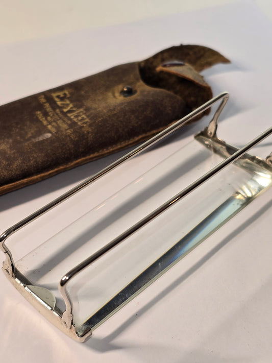 Antique Apex Ezy Rede desk magnifying glass with leather pouch
