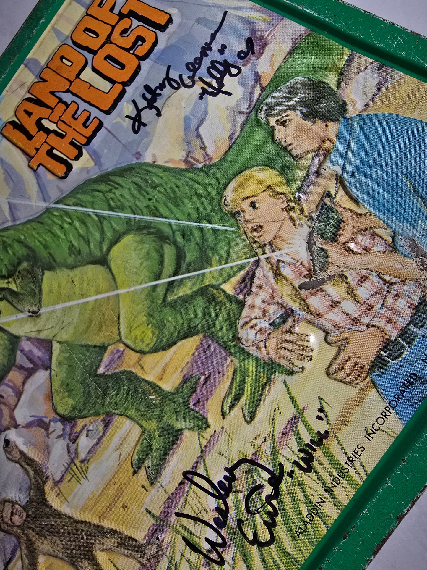 Vintage 1975 signed Land of the lost lunch box with JSA COA highly collectable