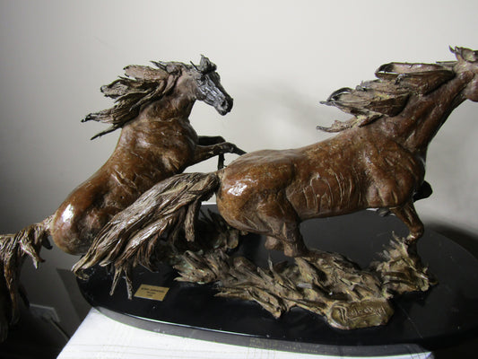Ruben Hernandez "Galope" cast bronze sculpture vintage