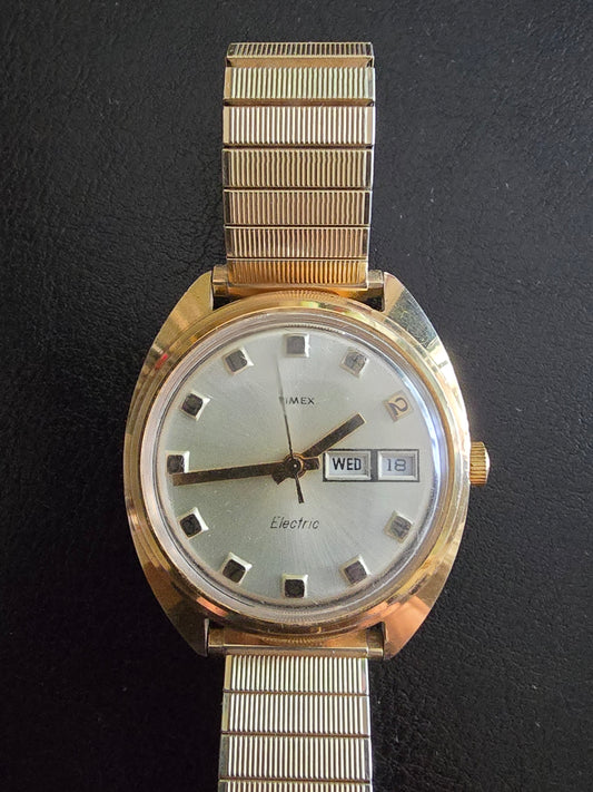 TIMEX ELECTRIC DAY DATE WRIST WATCH "VINTAGE"