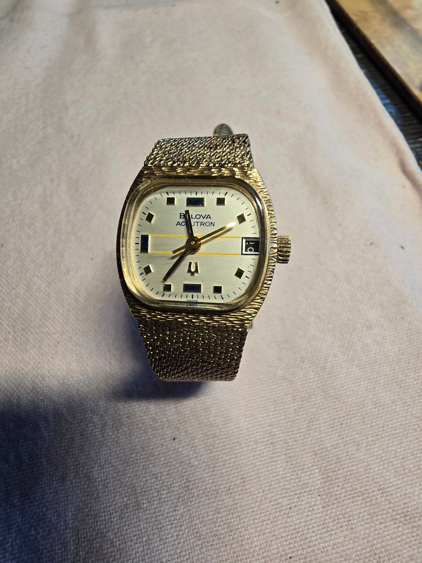 VINTAGE BULOVA ACCUTRON  NEW OLD STOCK