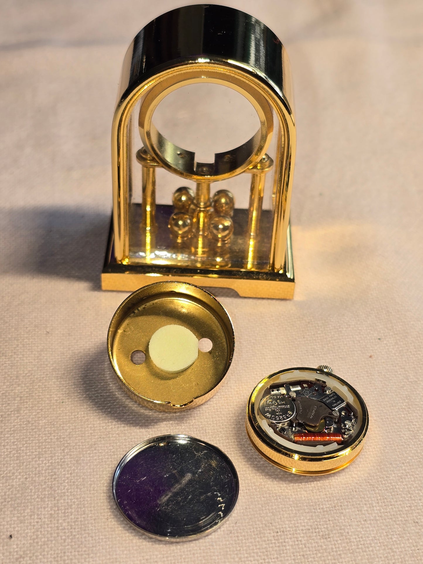 VINTAGE BULOVA JULLIARD MINIATURE BRASS DESK MANTEL CLOCK