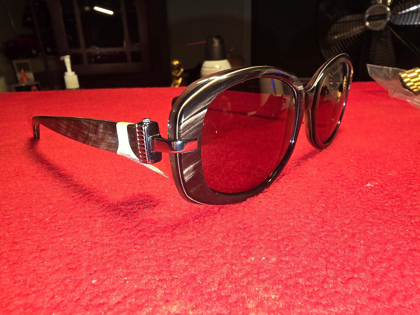 VINTAGE NEW MORGENTHAL FREDERICS HORN SUNGLASSES. "RARE' "RETRO" "UNIQUE"