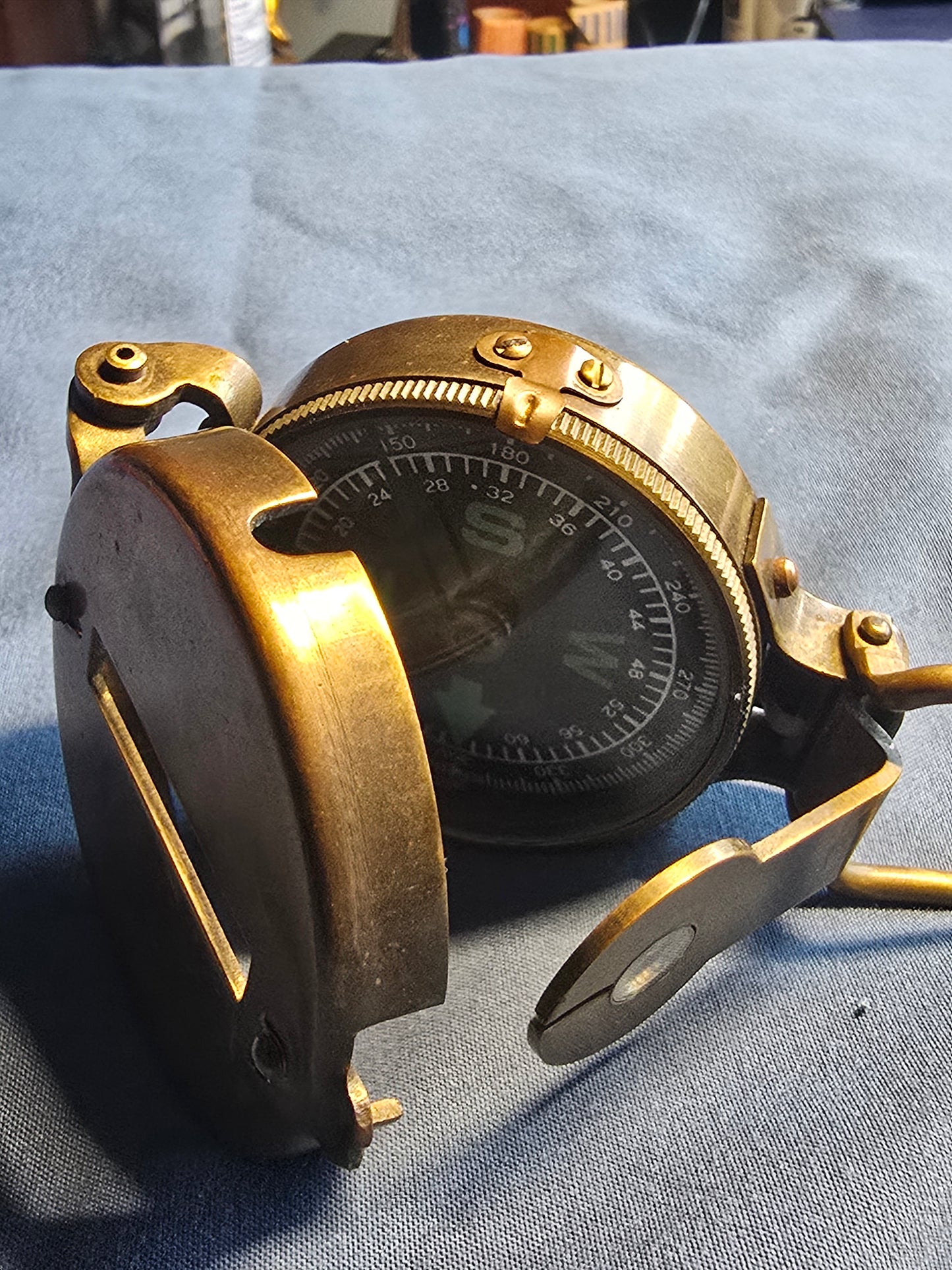 VINTAGE RARE WW1 WAYNE E HARRYS LONDON 1914 COMPASS