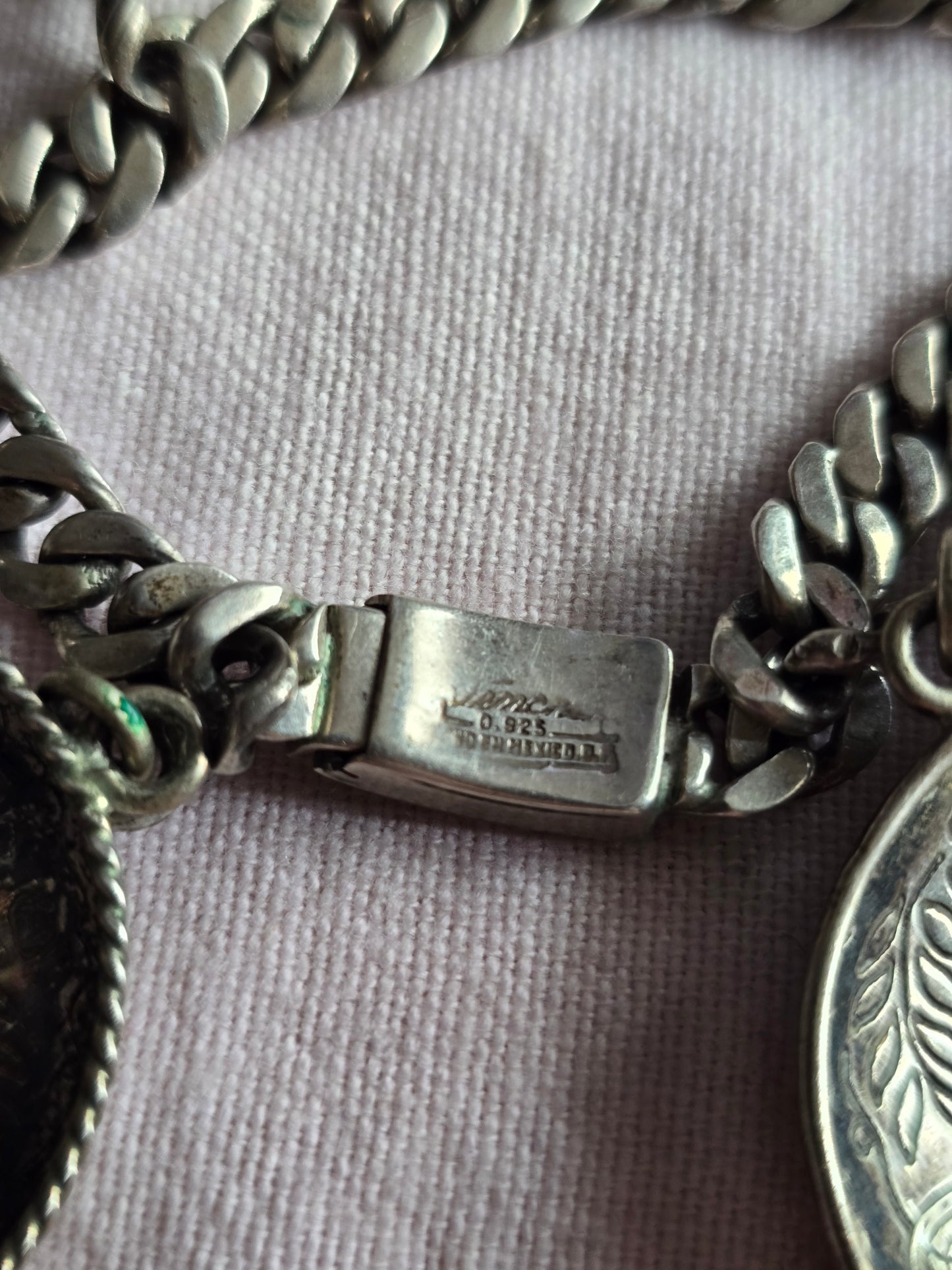 VINTAGE STERLING SILVER BRACELET