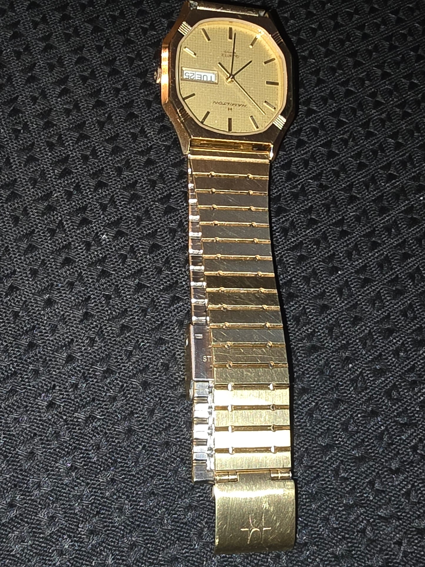 Vintage Hamilton model 9974 day-date wristwatch