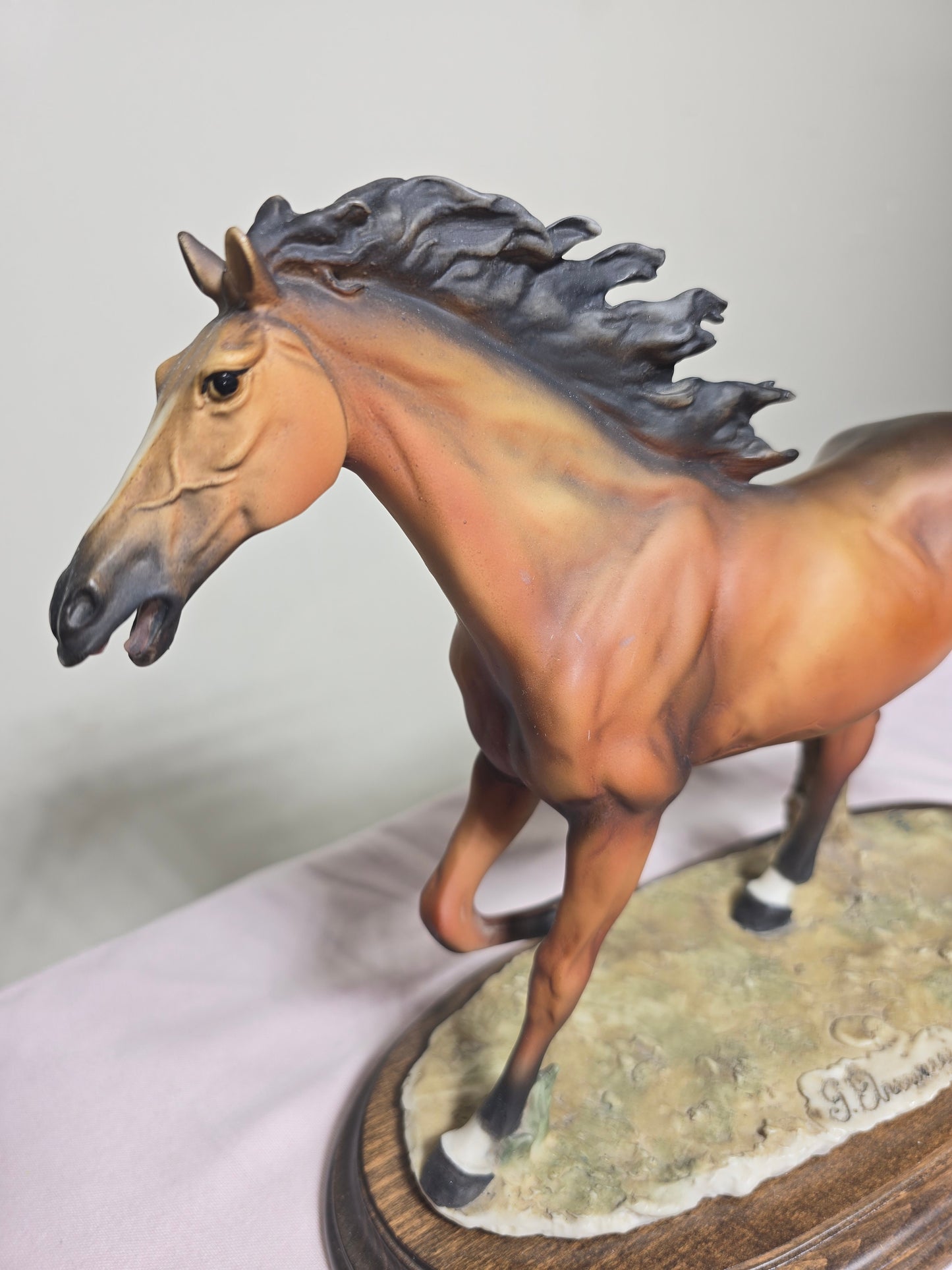 Vintage Giuseppe Armani Porcelain Throttle Horse