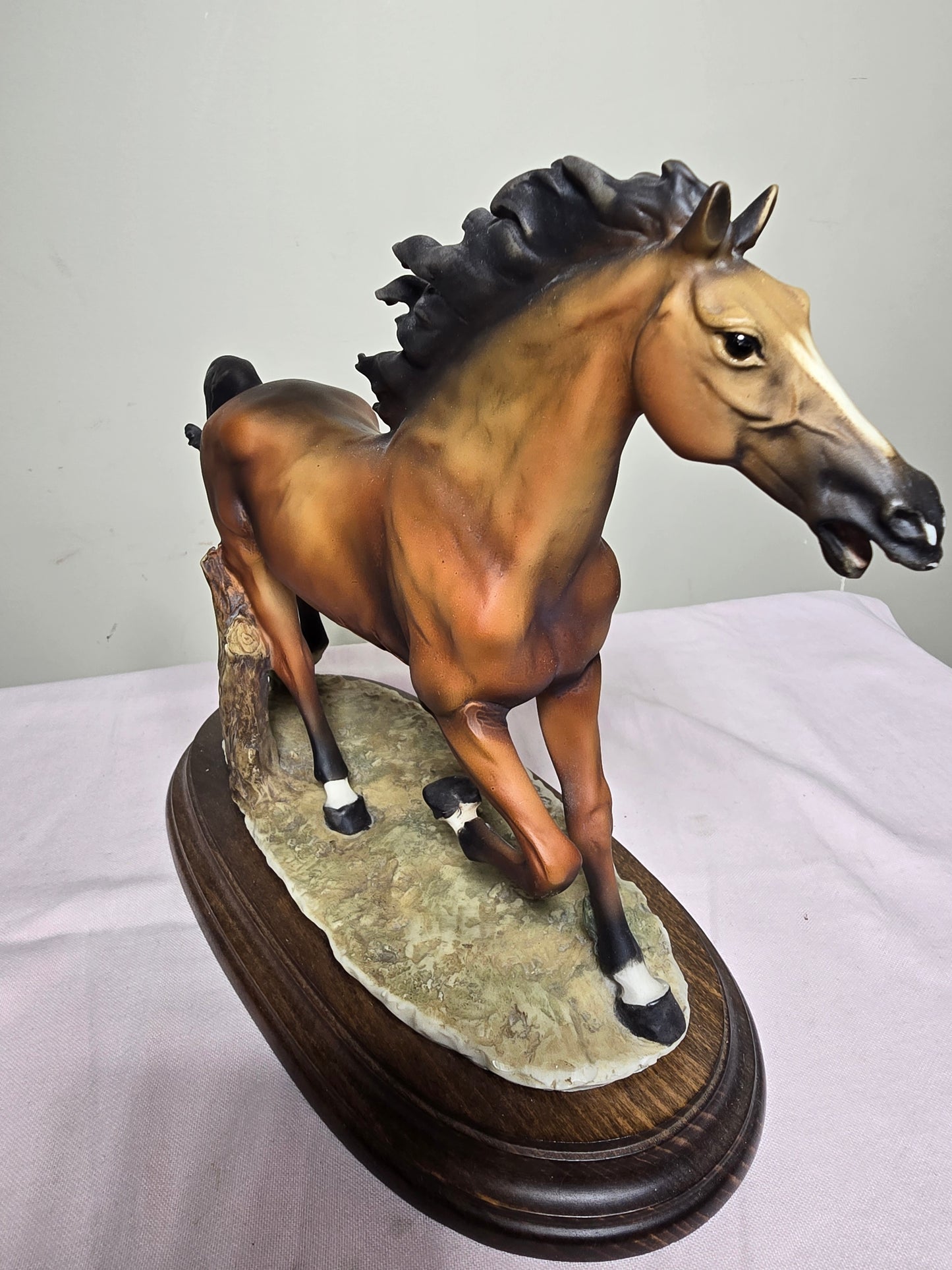 Vintage Giuseppe Armani Porcelain Throttle Horse