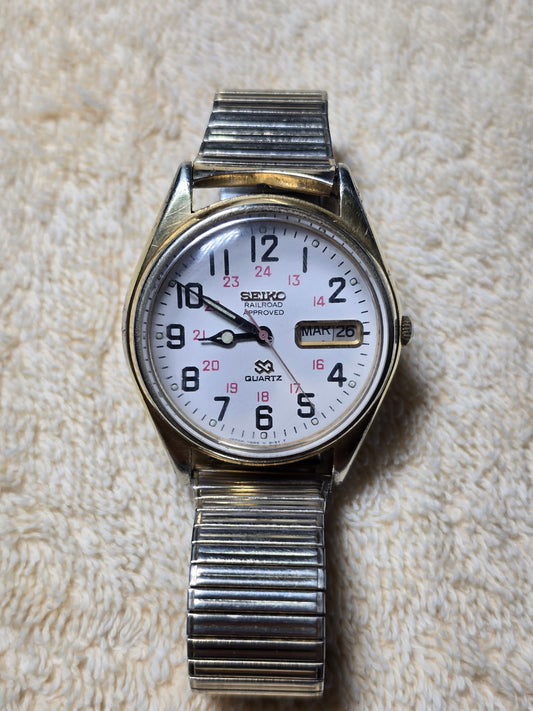 Vintage Seiko SQ 7546-8069 Railroad approved Day date