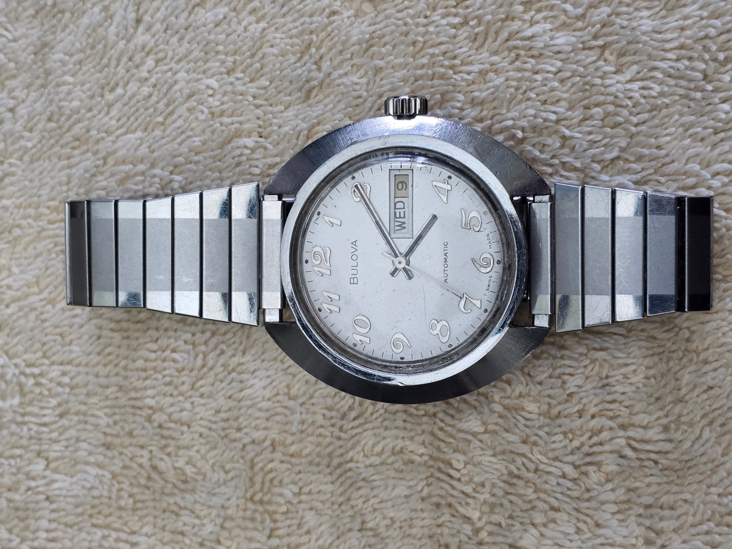 Vintage Bulova N3 17 Jewels Automatic Day Date Wristwatch