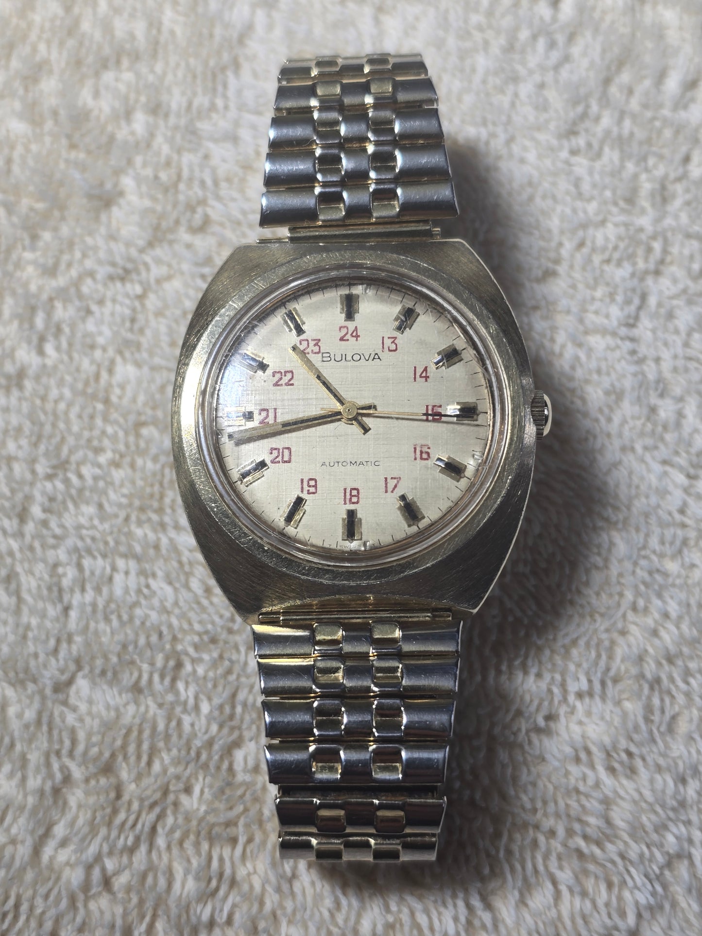 Vintage Bulova N4 Automatic Swiss wristwatch "Scarce"