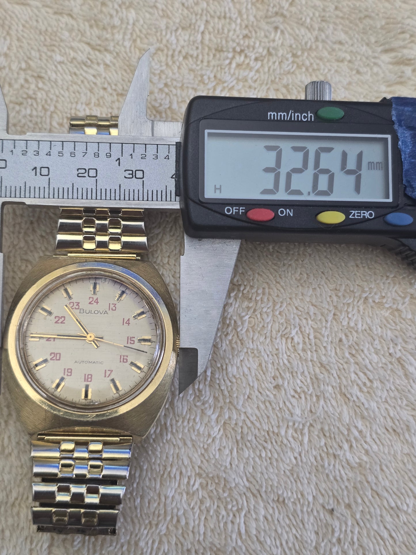 Vintage Bulova N4 Automatic Swiss wristwatch "Scarce"