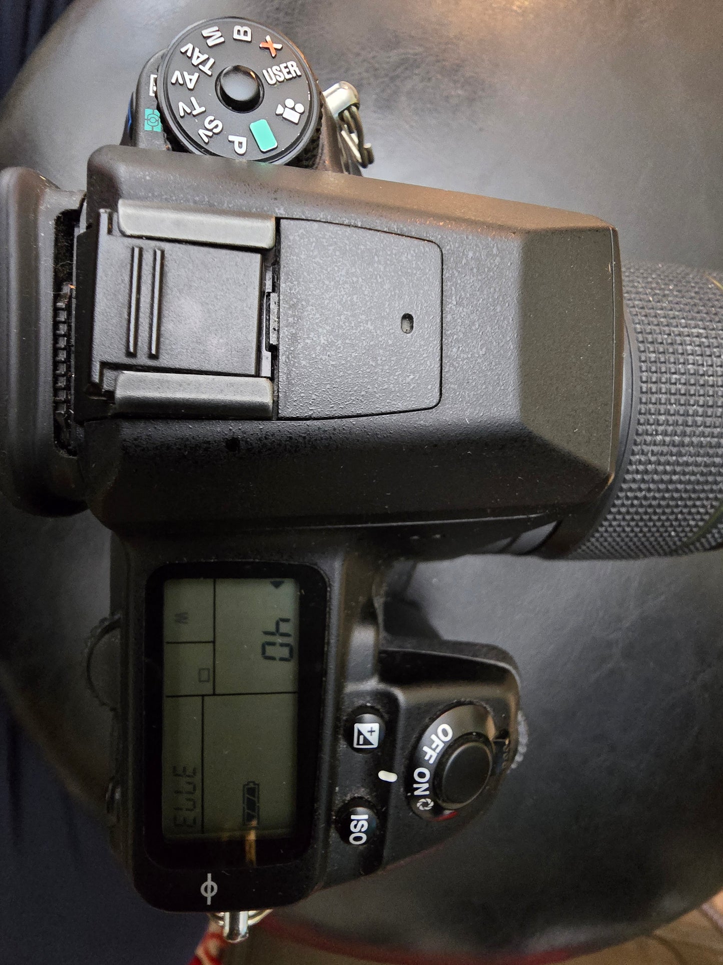 Pentax K7 DSLR 14.6 digital camera with extra lens