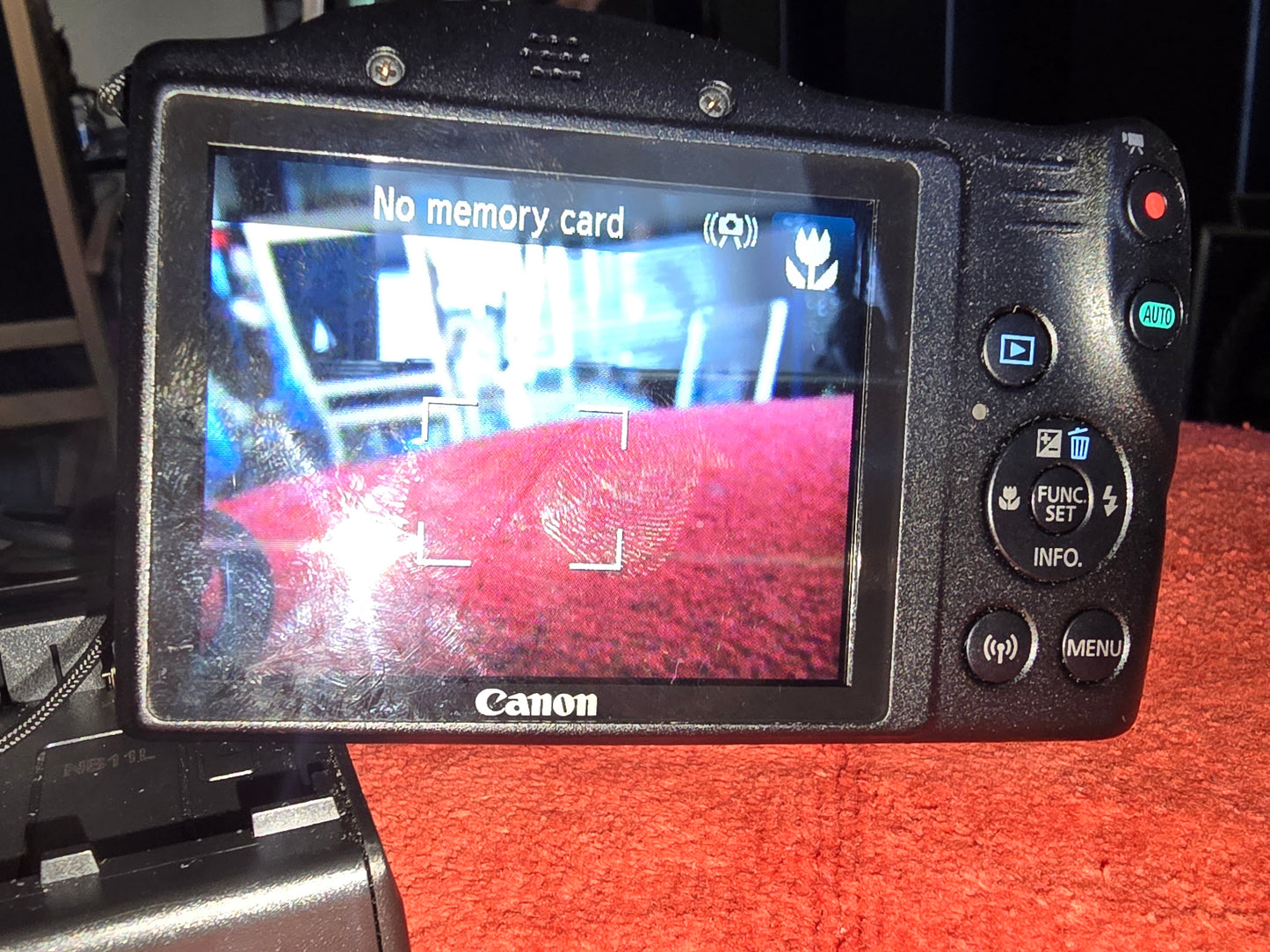 Canon PowerShot sx 420 is wi-fi digital camera
