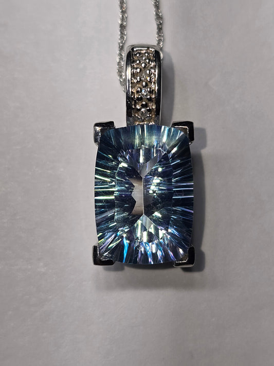 NEW 10K White Gold and diamonds Mystic Rainbow Topaz Necklace Pendant with 14k chain