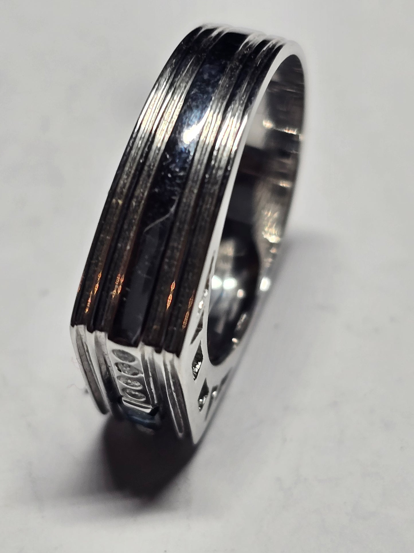 NEW 14k white gold diamonds and sapphire men ring