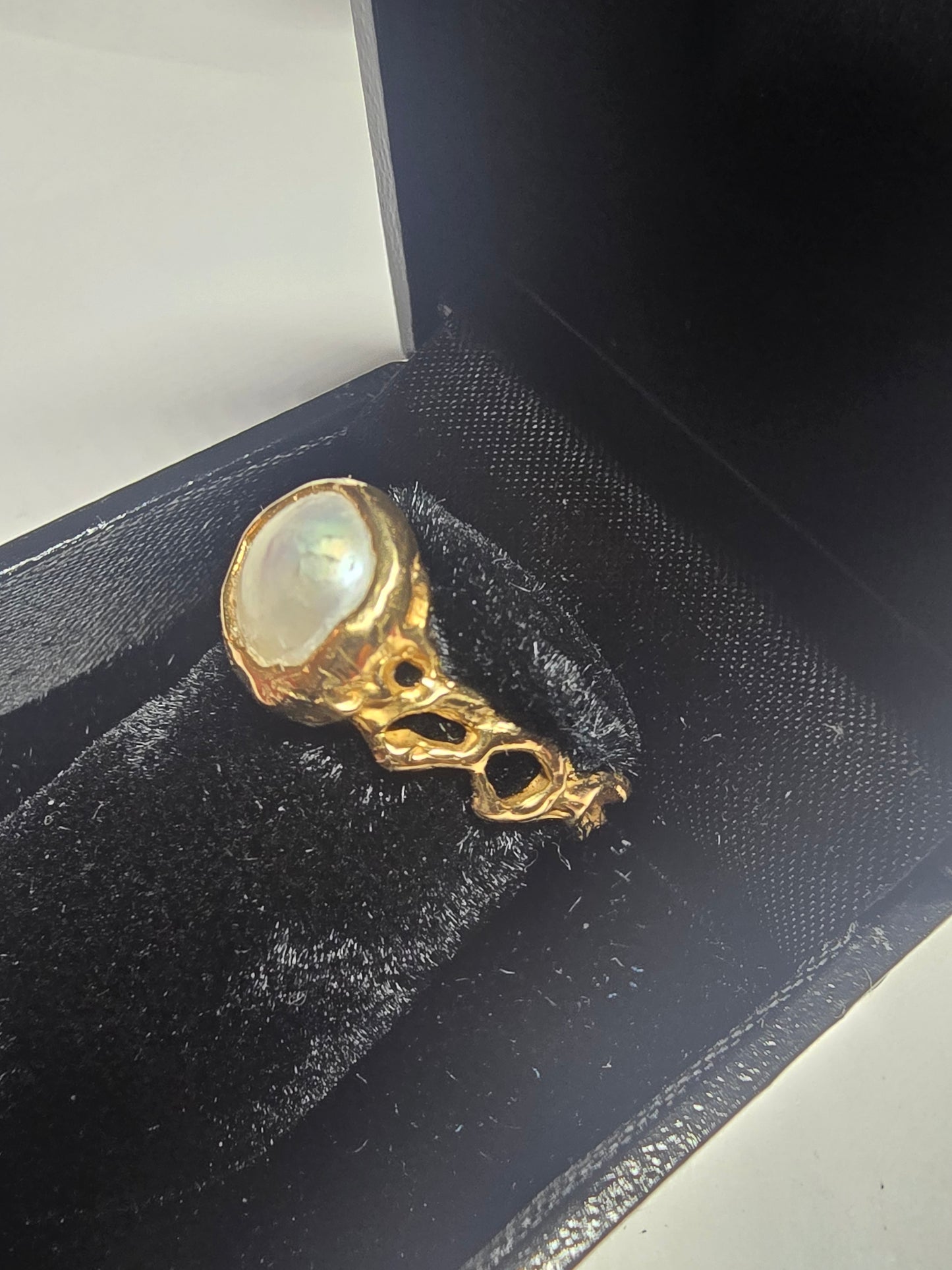 NEW 14k gold and pearl ring