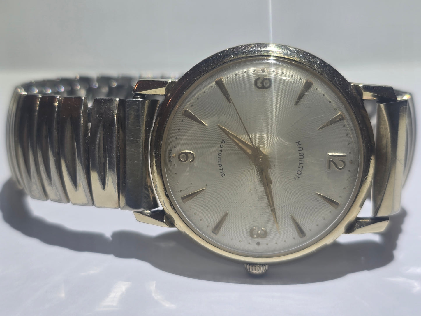 Vintage Hamilton automatic caliber 667 collectible men's Swiss wristwatch.