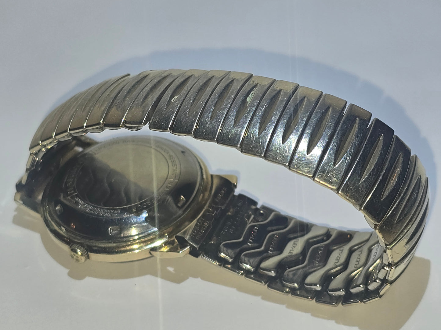 Vintage Hamilton automatic caliber 667 collectible men's Swiss wristwatch.