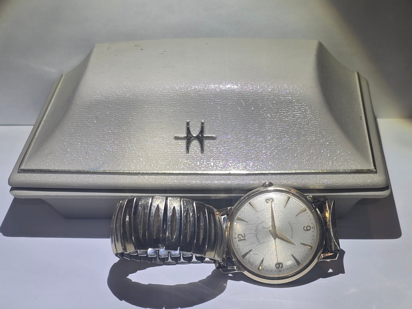 Vintage Hamilton automatic caliber 667 collectible men's Swiss wristwatch.