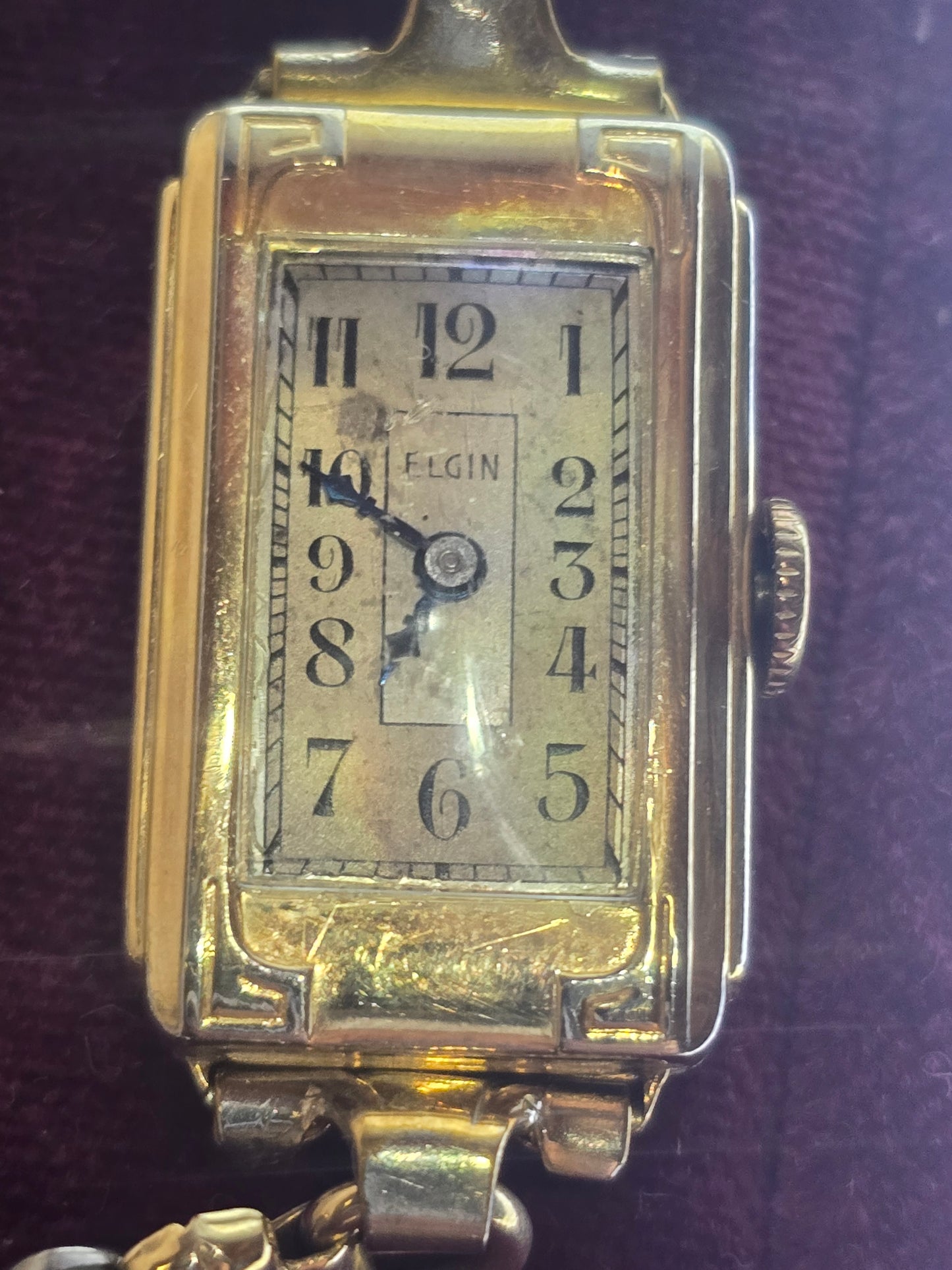 Vintage 1936 Elgin 10kgf, 17 jewels Swiss lady's watch.