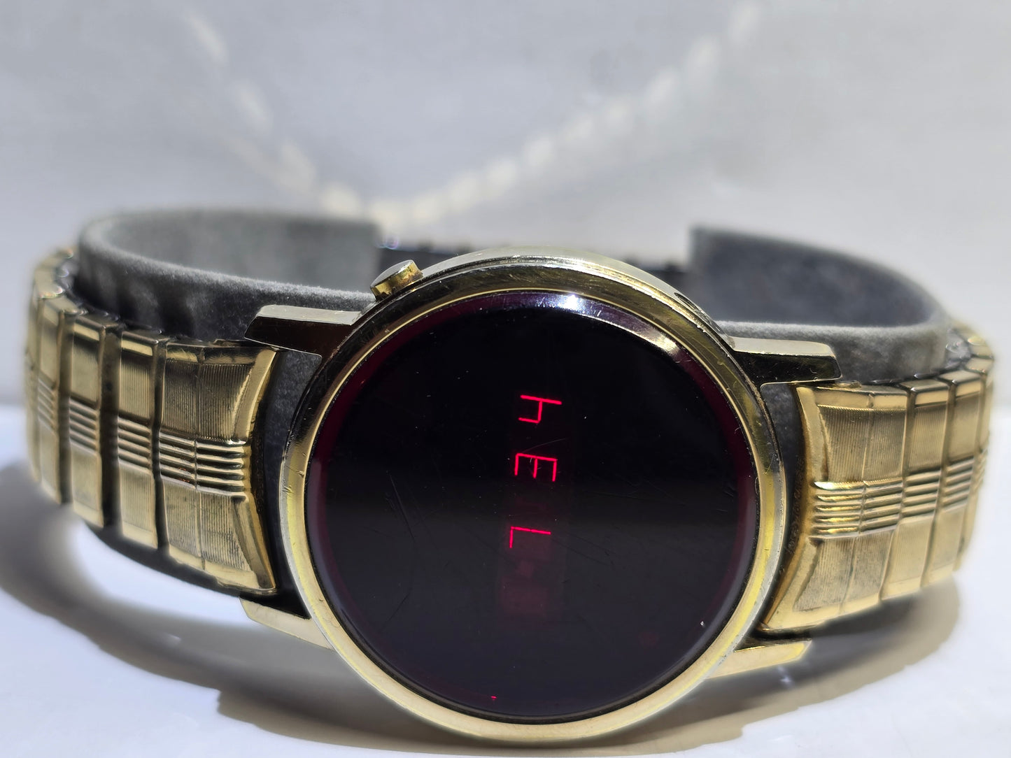 vintage 1970'S Timeband men's round face digital quartz watch