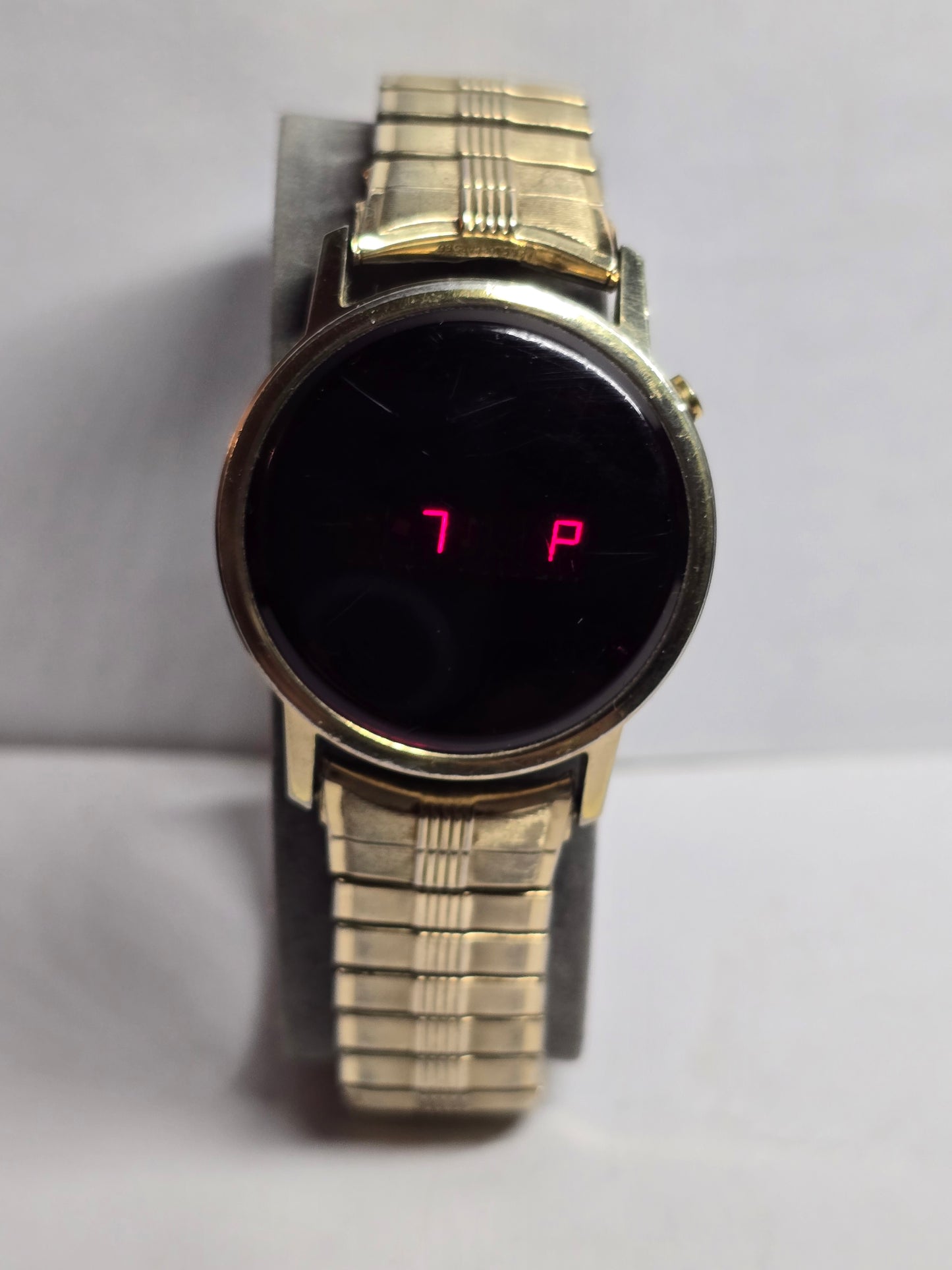 vintage 1970'S Timeband men's round face digital quartz watch