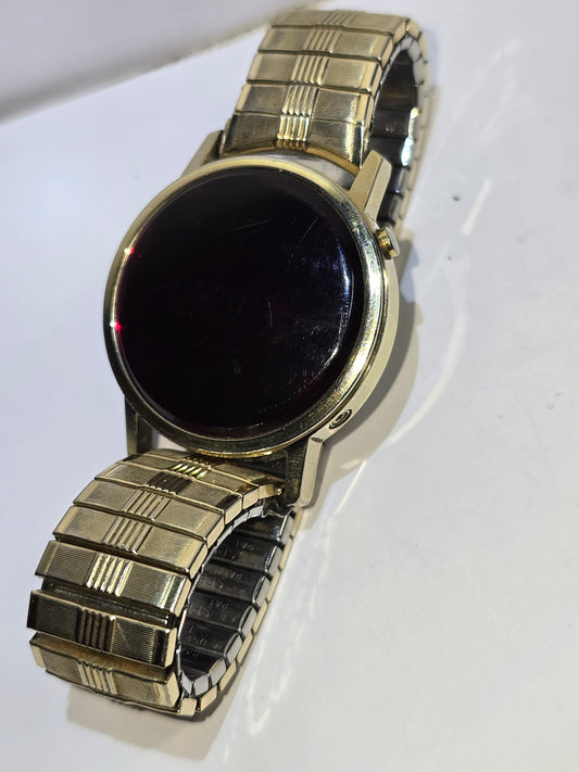 vintage 1970'S Timeband men's round face digital quartz watch