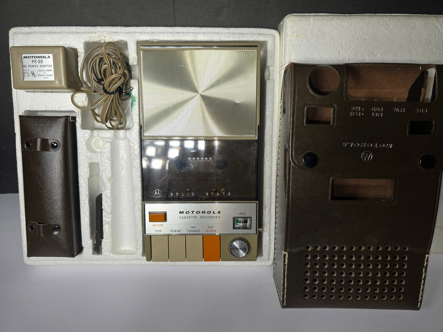 Vintage Motorola PS-30 FN Cassette player set