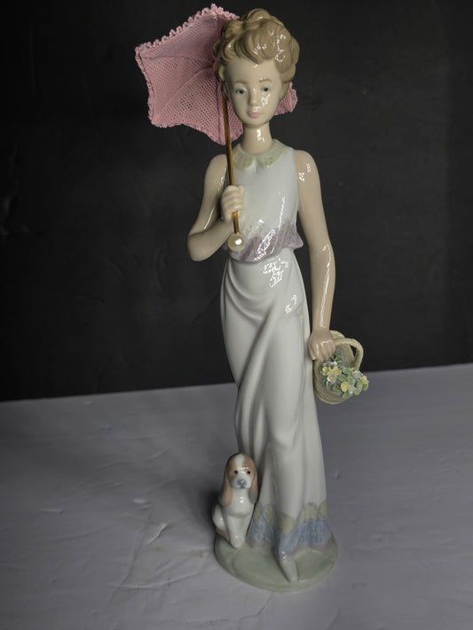 Vintage Lladro Retired "RARE SIGNED AND DATED" "Garden Classic" Item # 7617