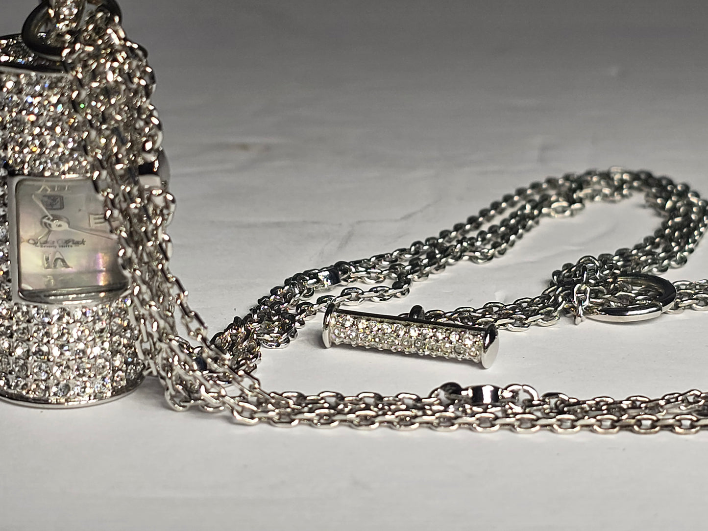 Vintage New Victoria Wieck crystal rhinestone watch pendant necklace