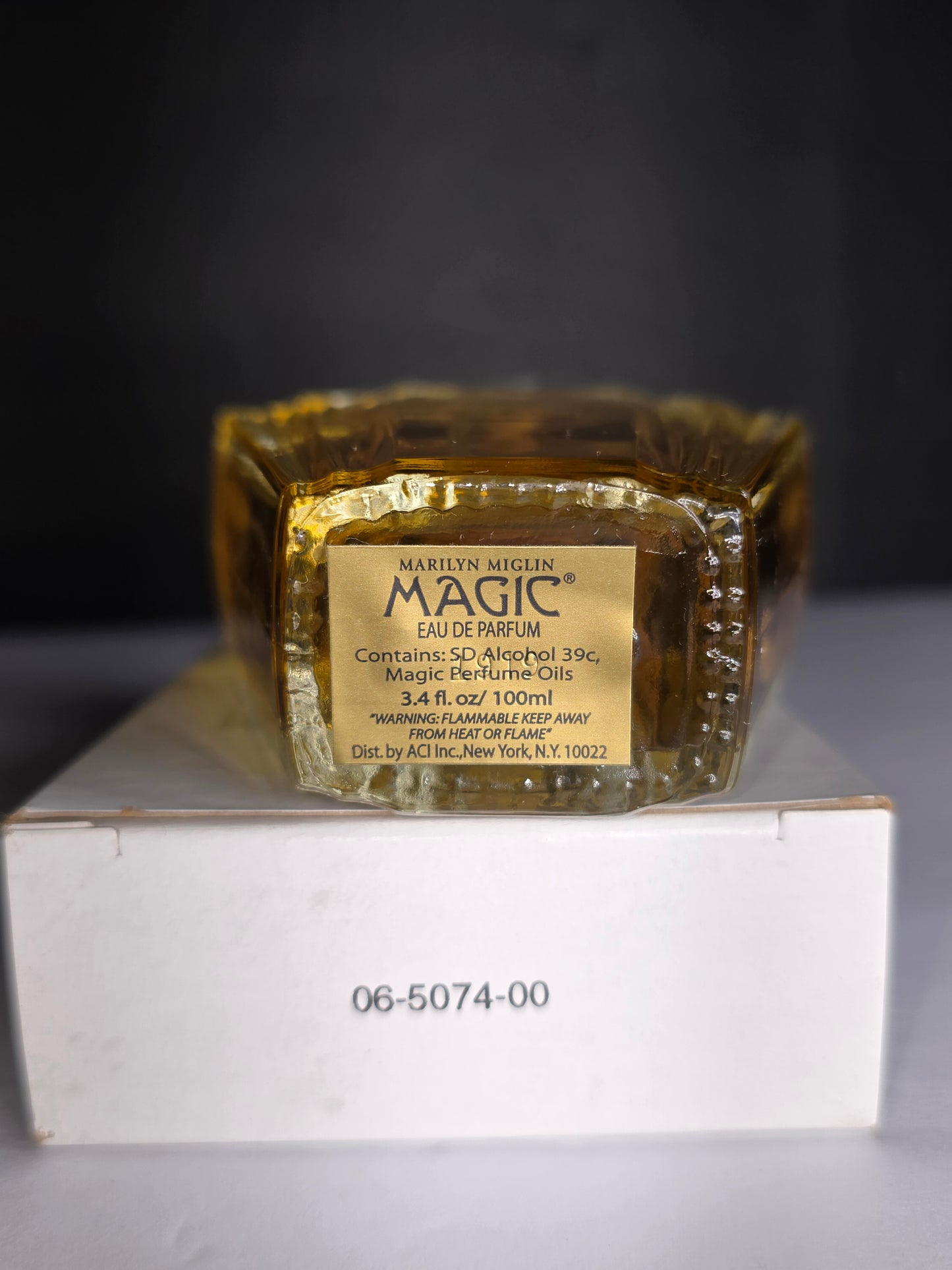 Vintage, New in box Rare Marilyn Miglin MAGIC EAU de Parfum