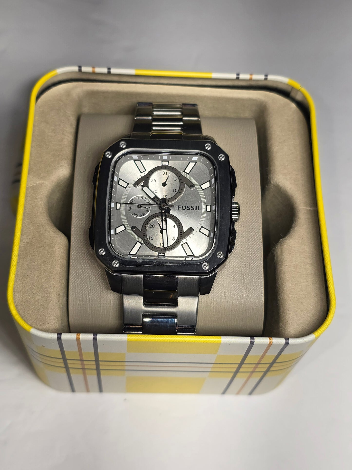 Vintage Fossil BQ 2657 multifunctional new with box
