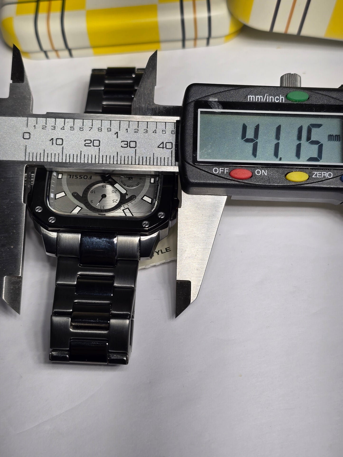 Vintage Fossil BQ 2657 multifunctional new with box