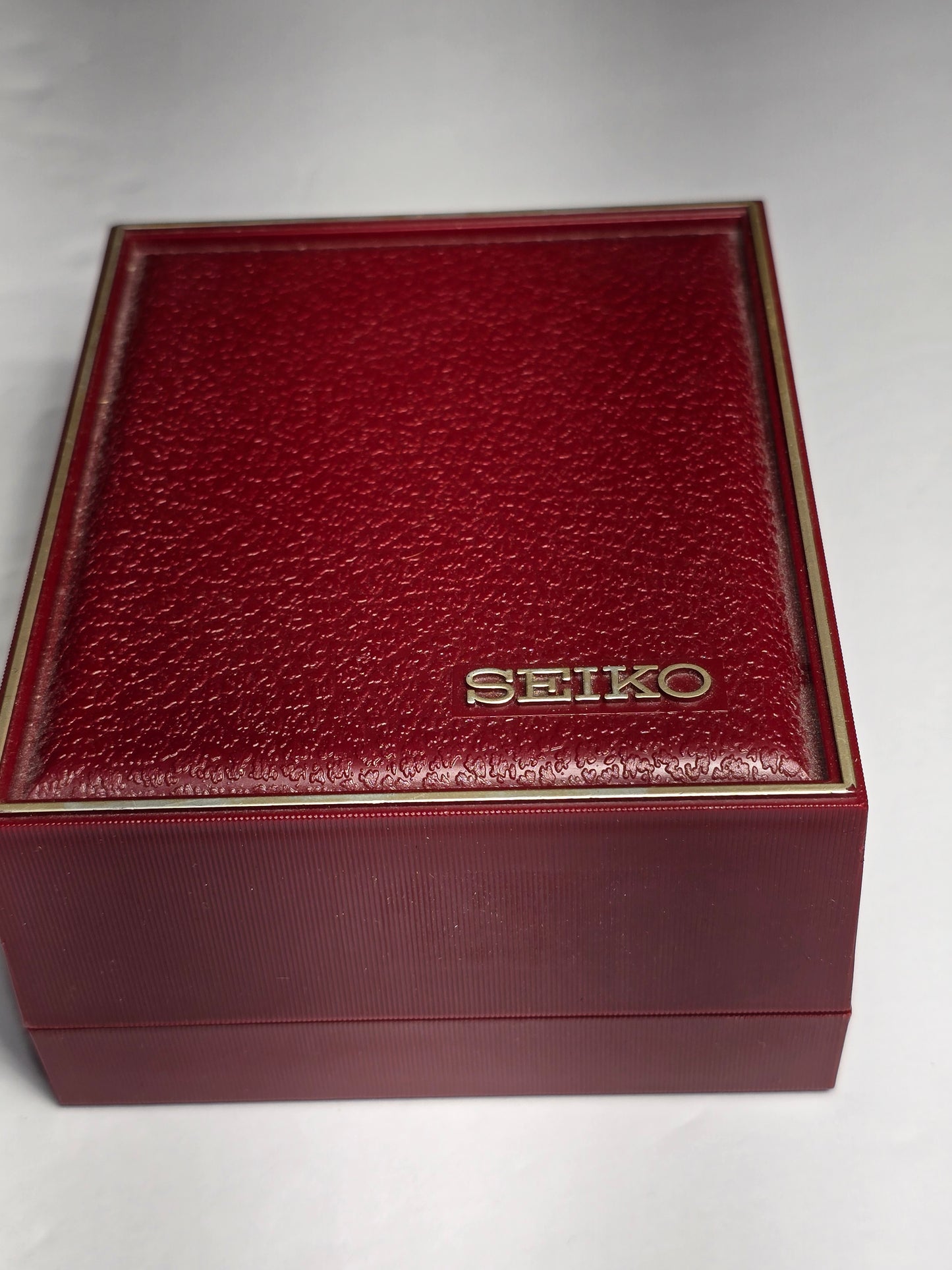 Vintage highly collectable Seiko tank case watch new with box 5P30-5410