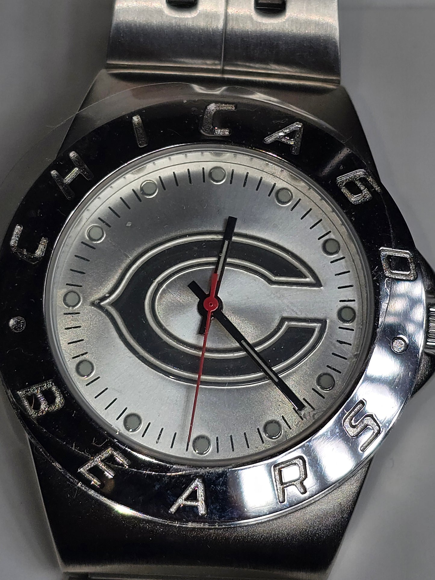 Vintage limited release Chicago Bears watch new in box collectible