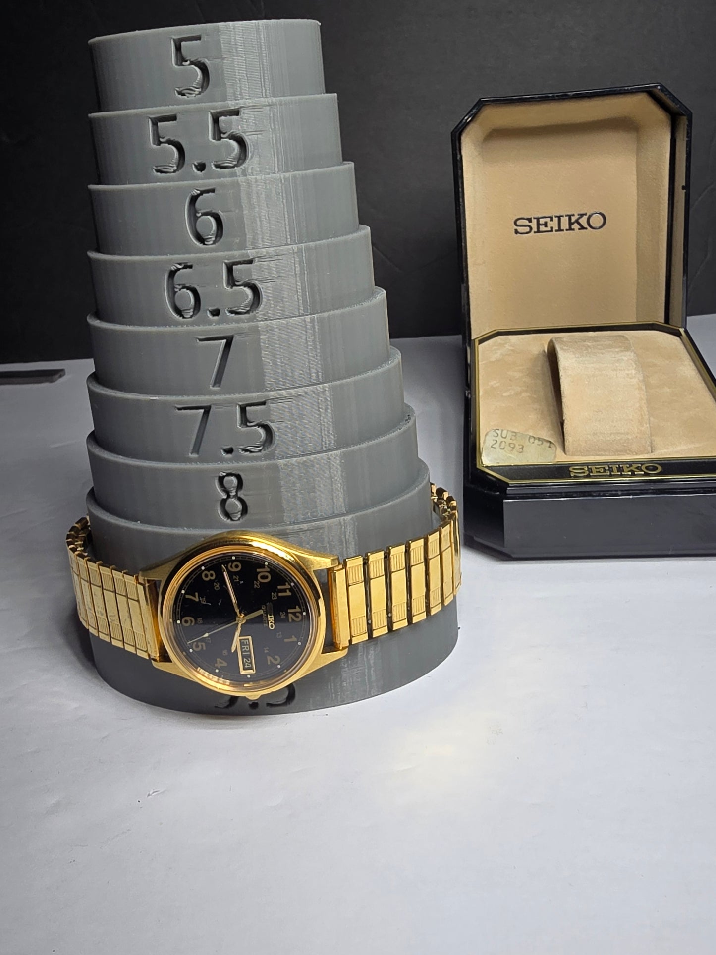Vintage Seiko 7N43-8A39 watch new with box collectors item