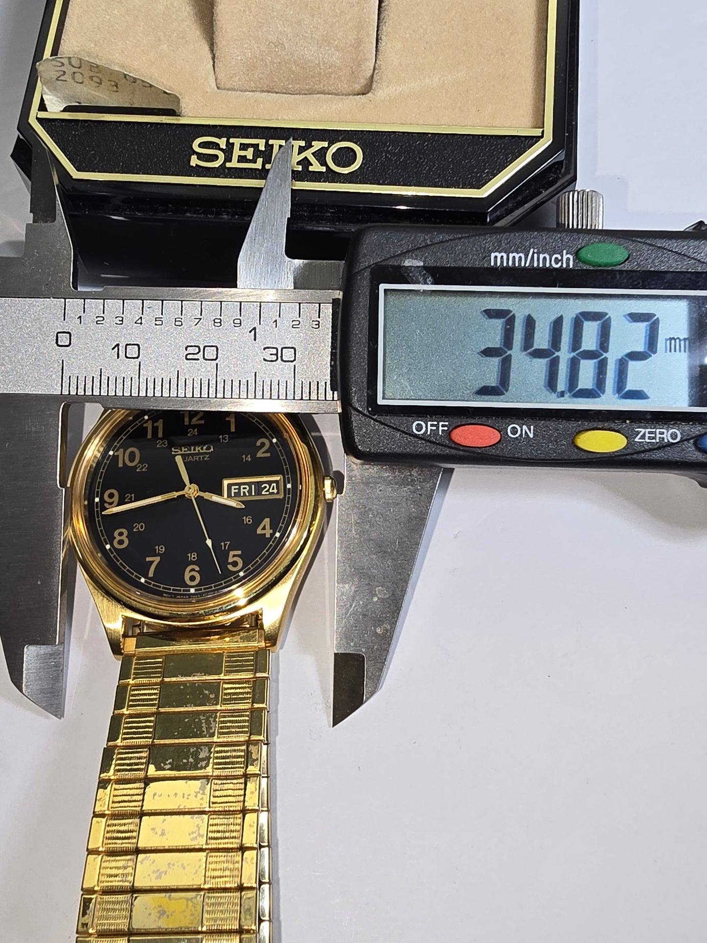 Vintage Seiko 7N43-8A39 watch new with box collectors item