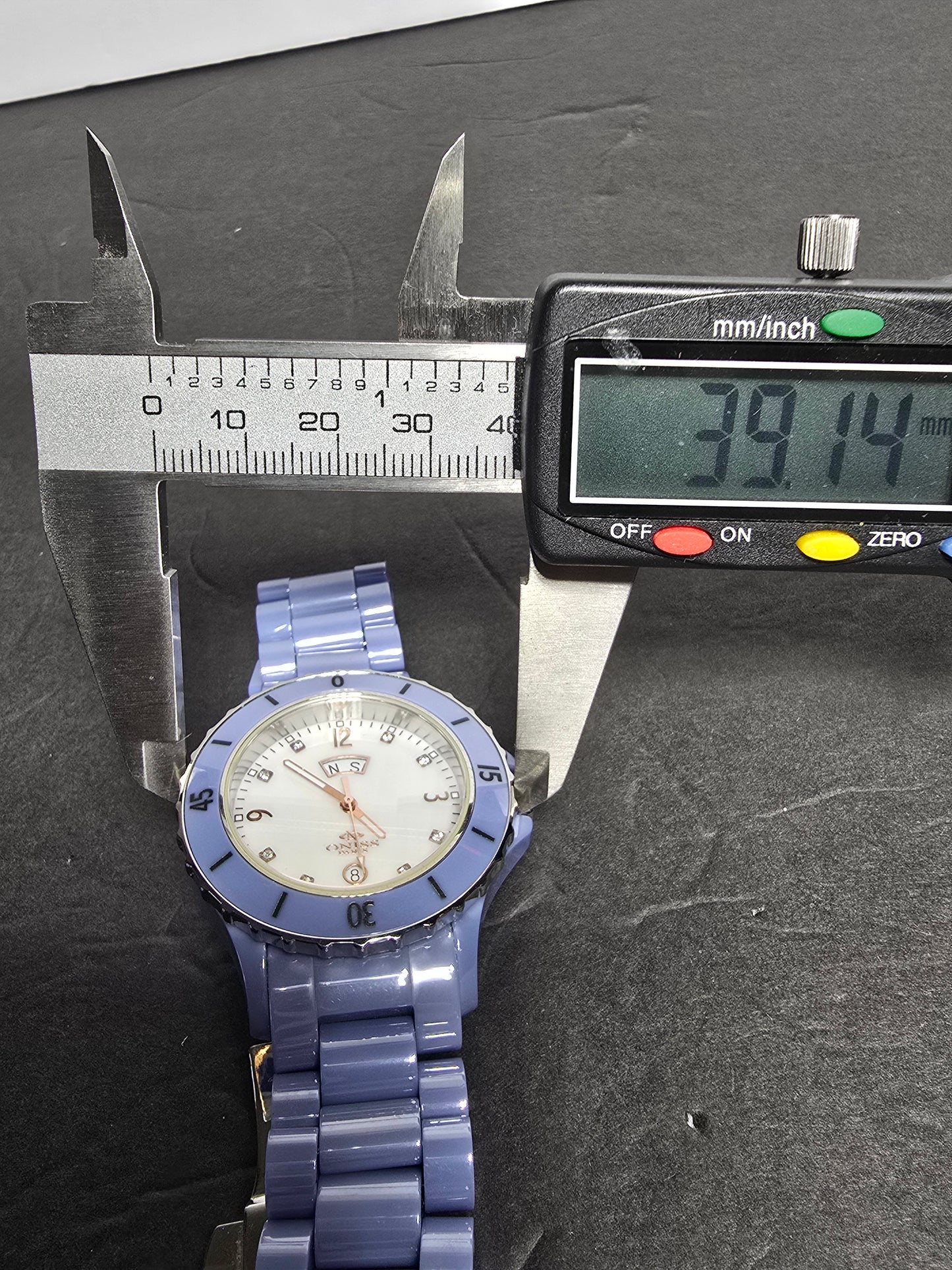 Vintage Onnis Paris Ceramica Fuerte collection watch new