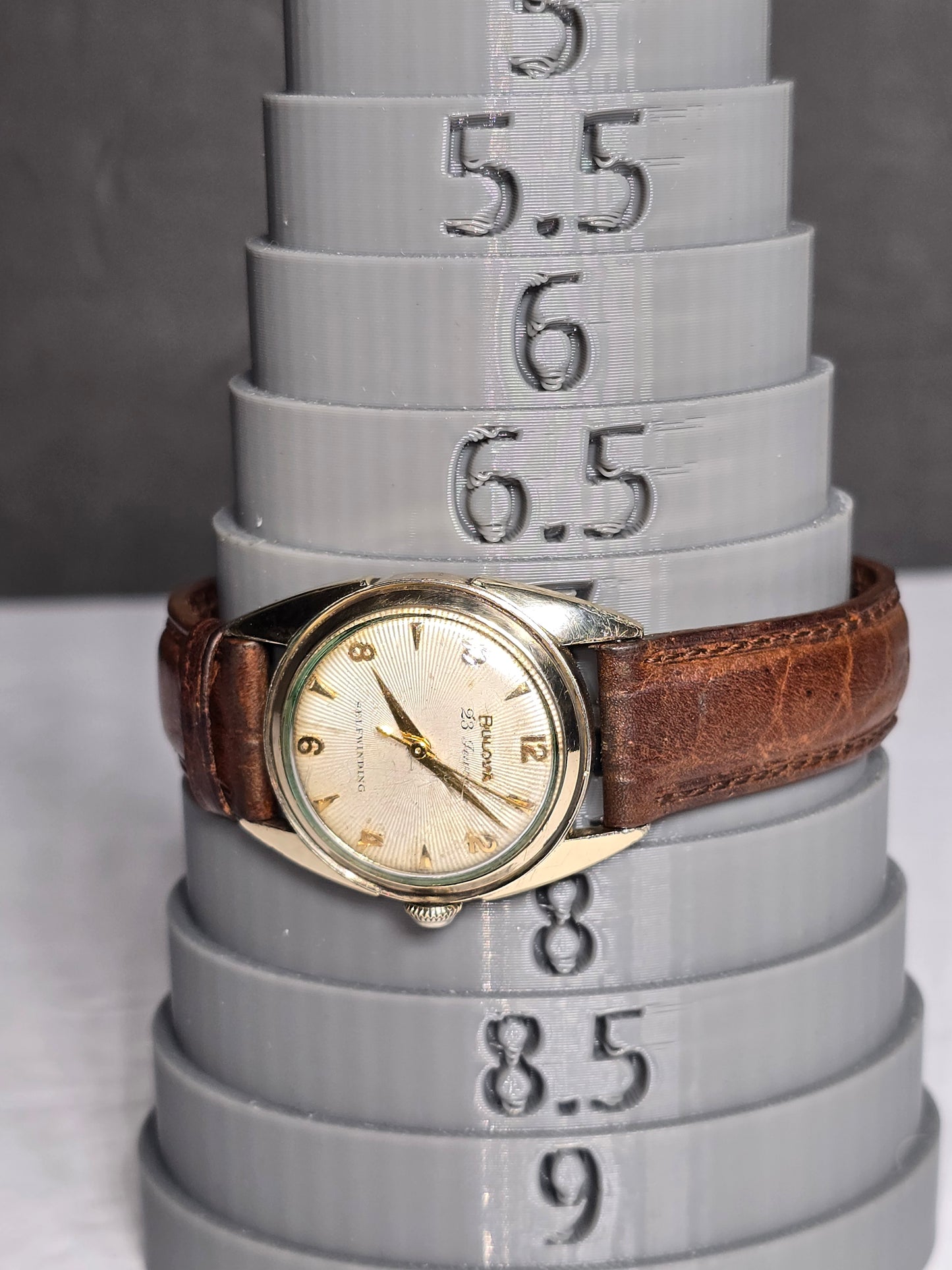 Vintage Bulova 23 automatic 14k capped bezel
