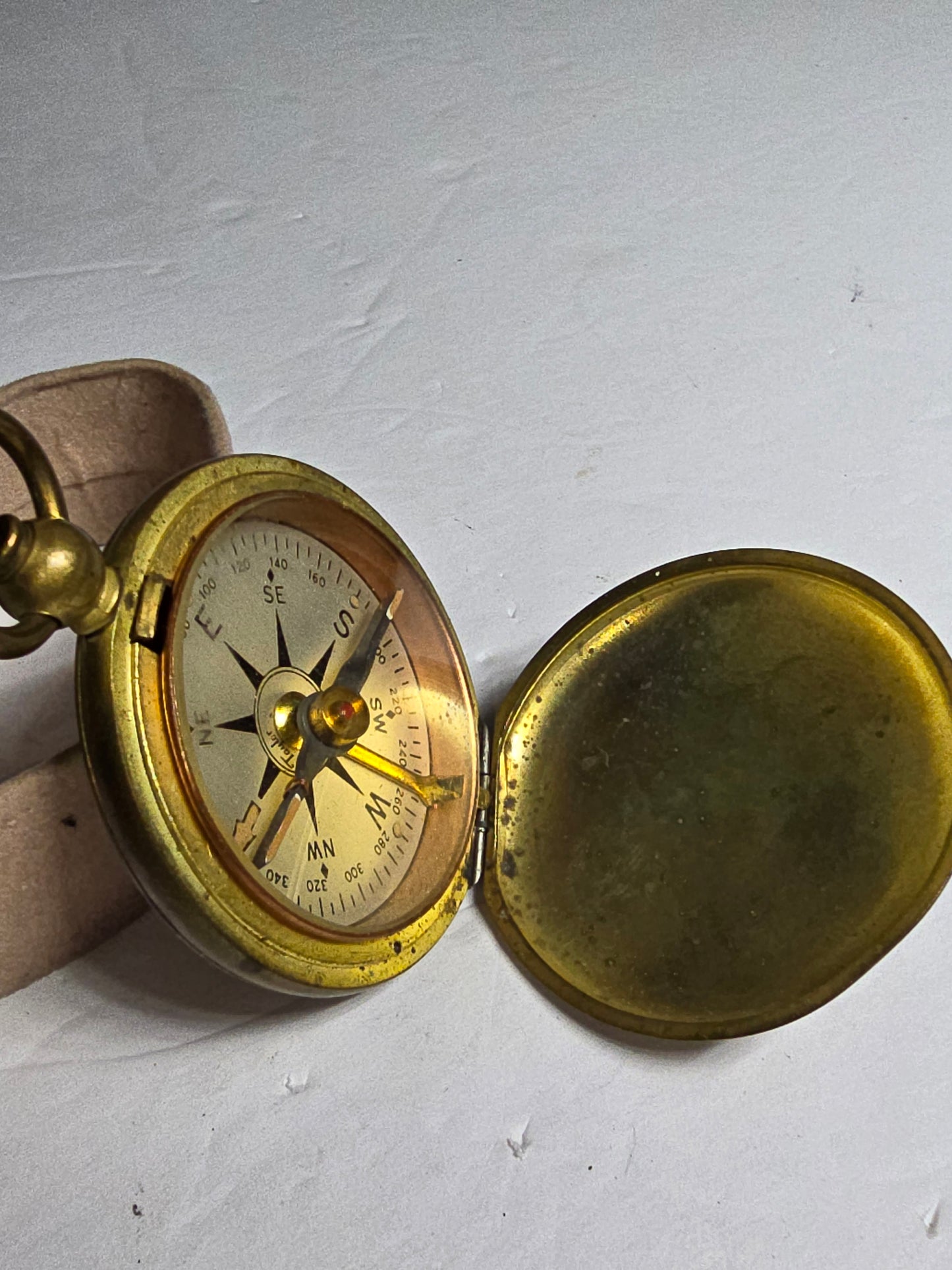 Vintages brass compass USCE