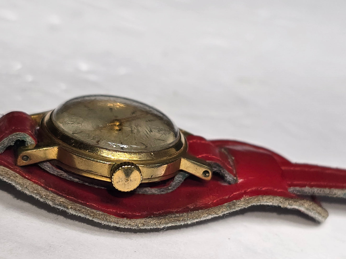 Vintage Slava made in USSR 17 jewels gold plated mechanical watch