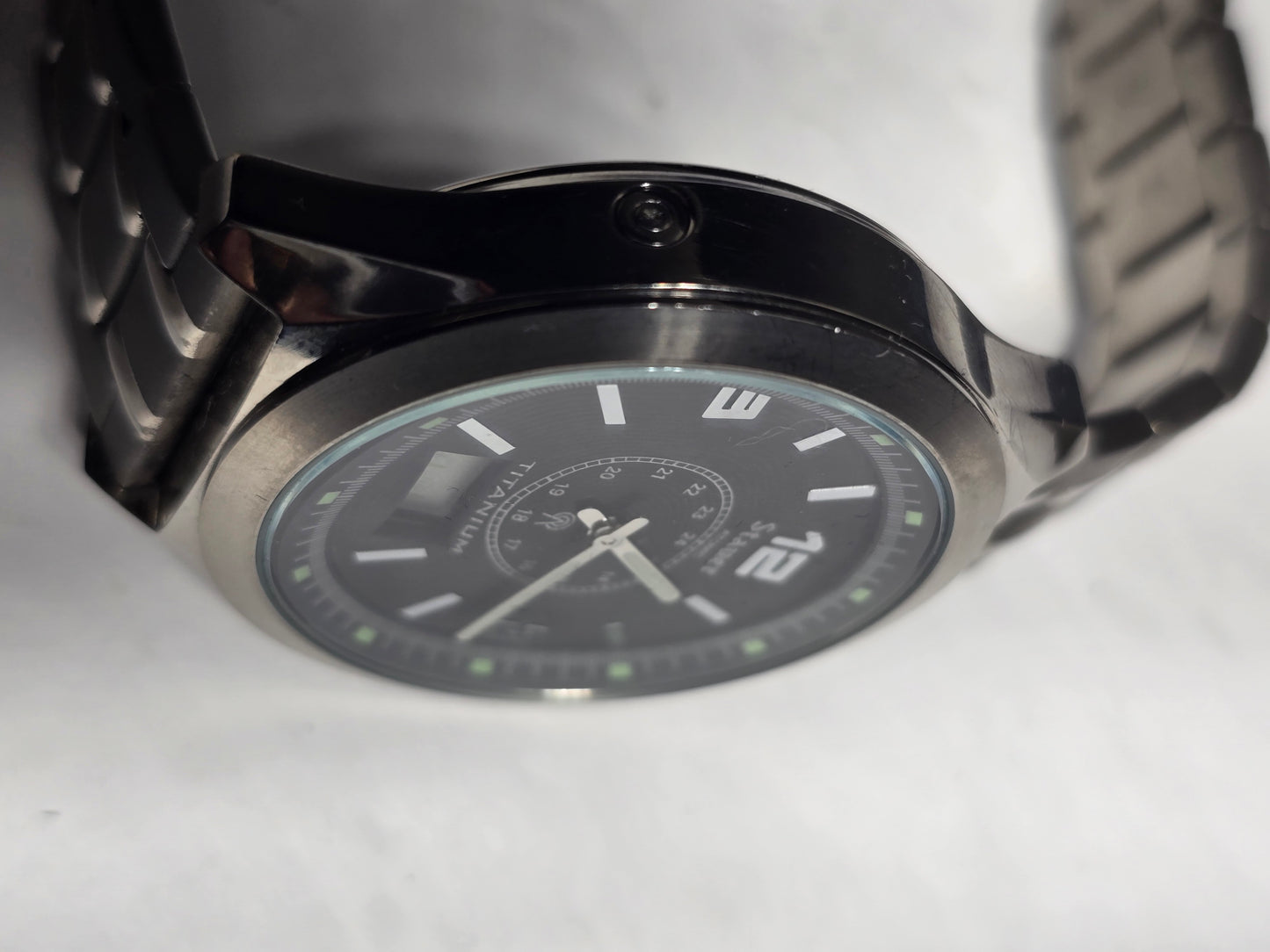 Vintage Stauer Titanium Atomic watch 15442 new with box