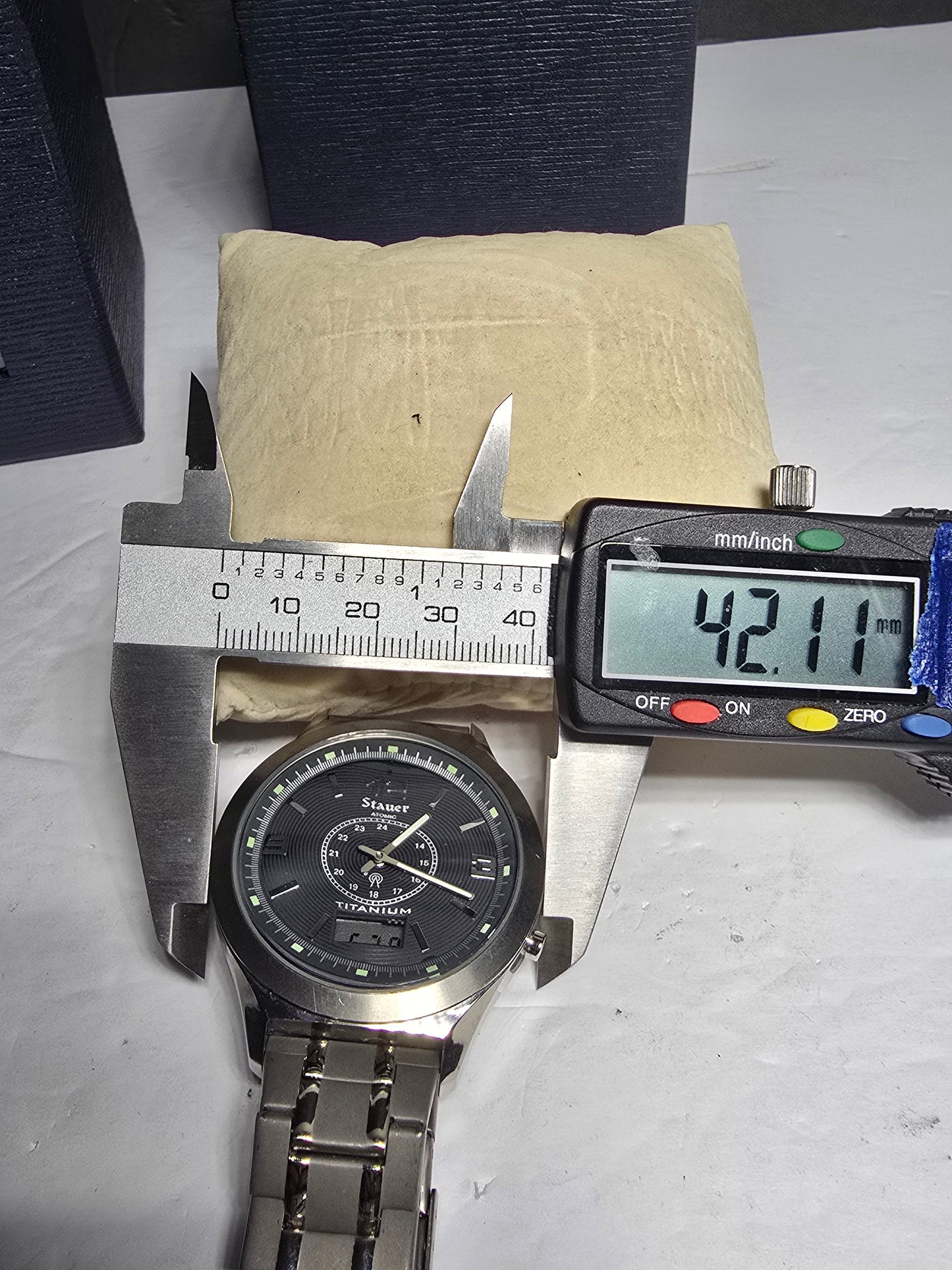 Vintage Stauer Titanium Atomic watch 15442 new with box
