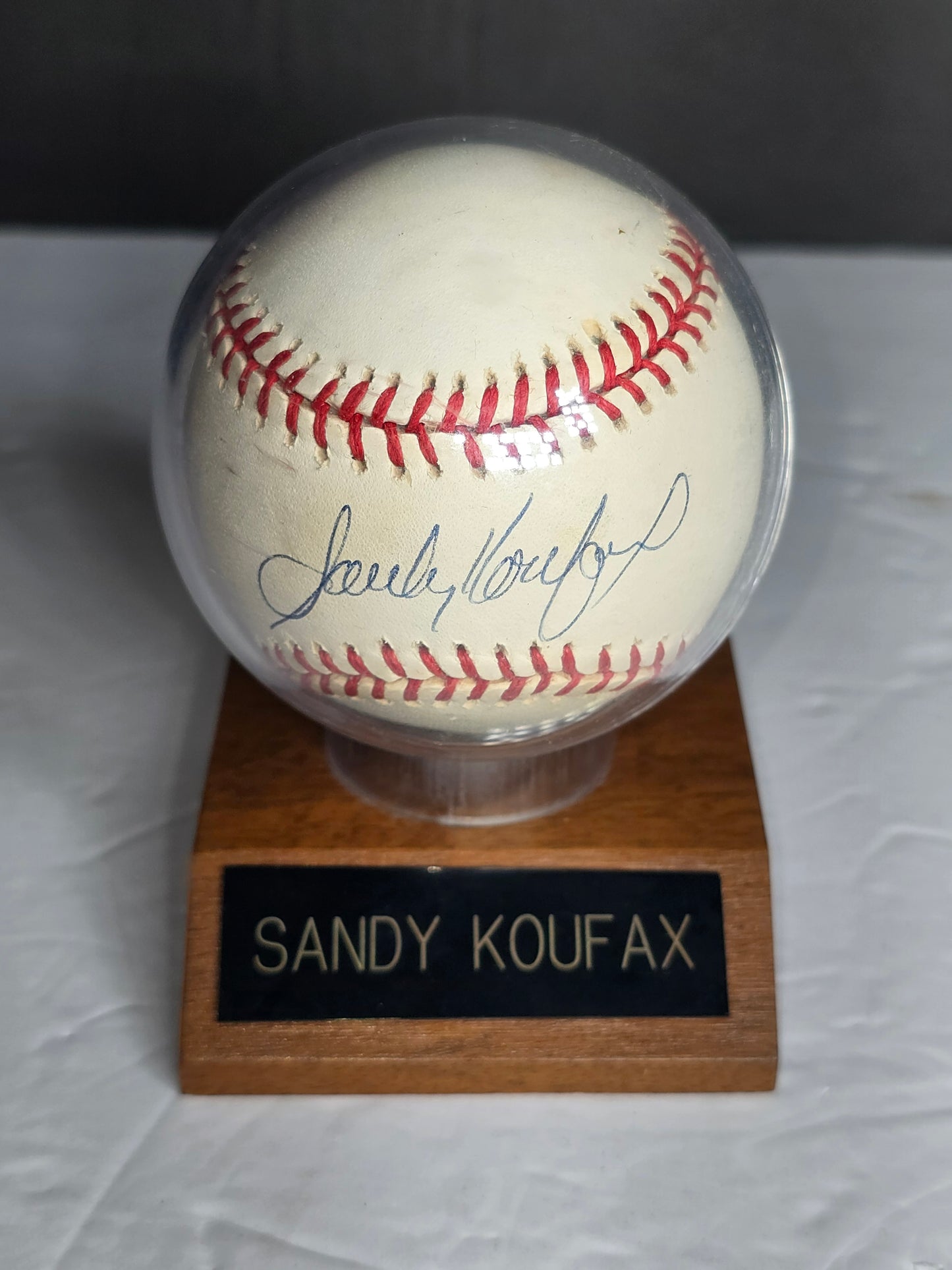 Vintage signed Sandy Koufax enclosed and authenticated JSA