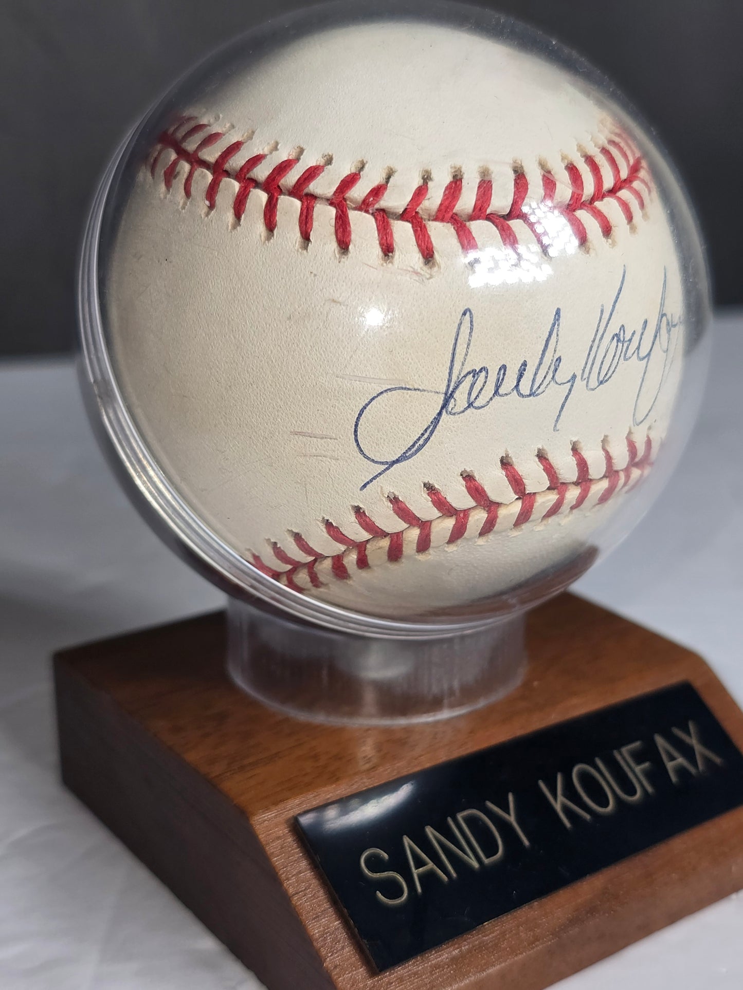 Vintage signed Sandy Koufax enclosed and authenticated JSA